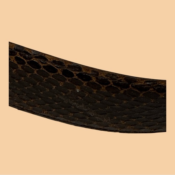 Snake Skin Brown Leather Belt 1” Wide x 34” Long Gold Tone Buckle - Picture 5 of 6